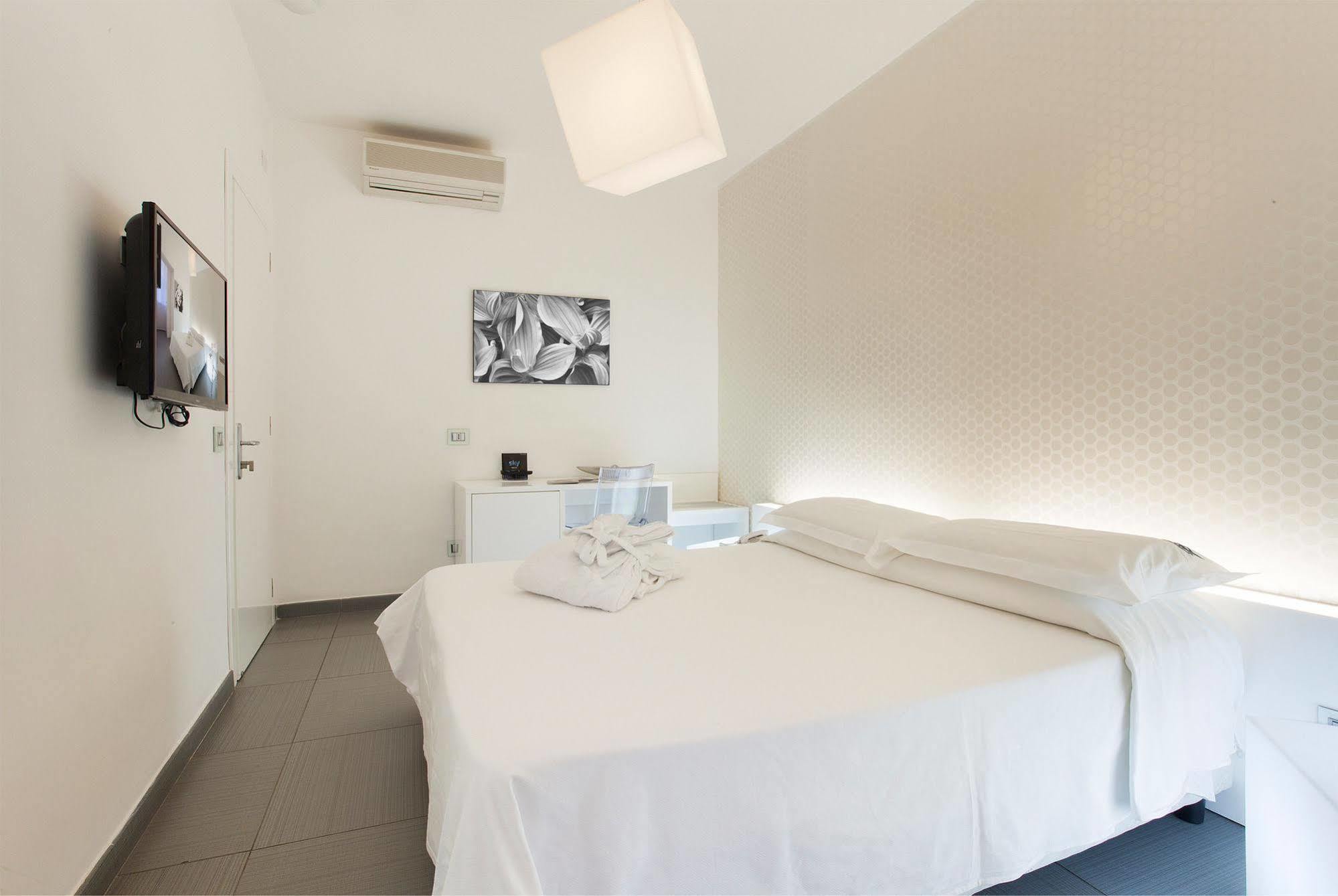 Palazzo Tritone & Abagnale Bed & Breakfast